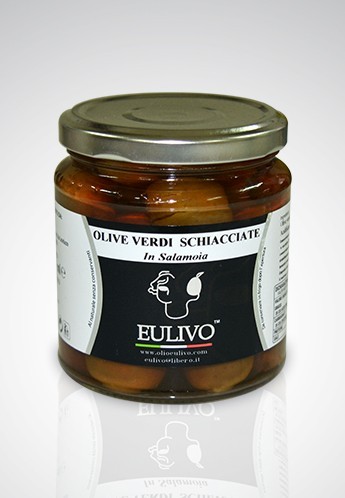 Olive verdi schiacciate